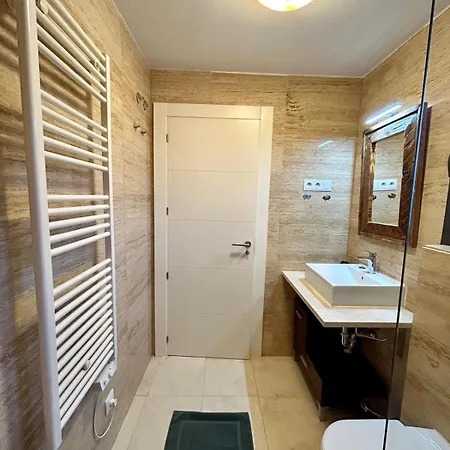 2br Luxe In Marbella Close To Beaches * Estepona