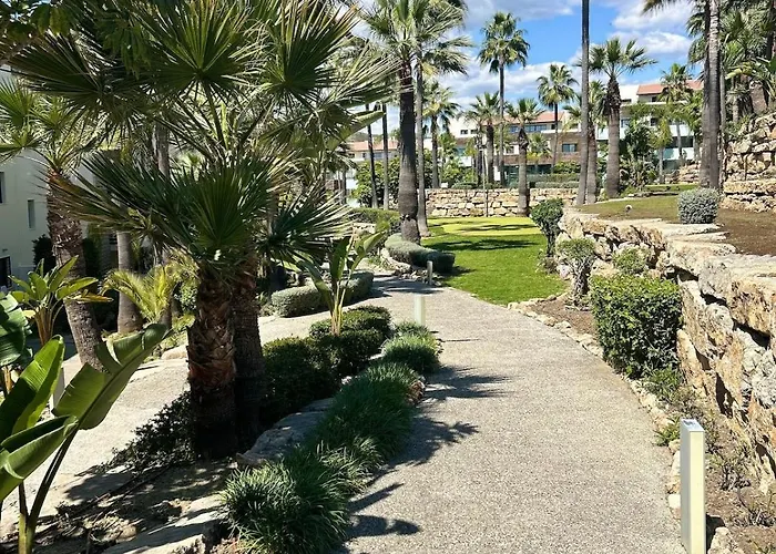 2br Luxe In Marbella Close To Beaches Apartment Estepona
