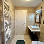 2br Luxe In Marbella Close To Beaches * Estepona