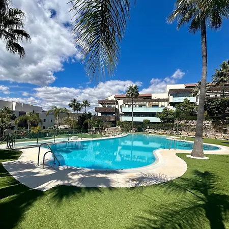 Appartement 2br Luxe In Marbella Close To Beaches *