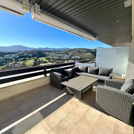 2br Luxe In Marbella Close To Beaches *