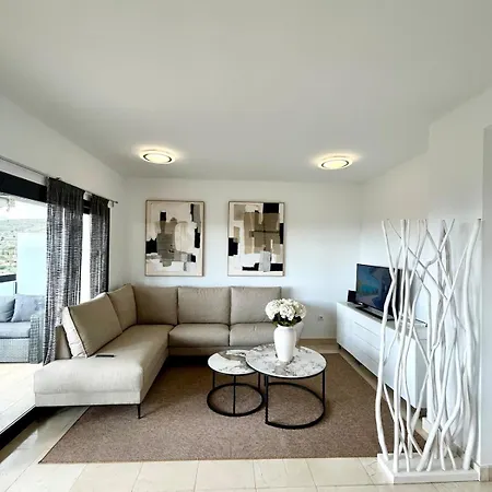 2br Luxe In Marbella Close To Beaches * Estepona